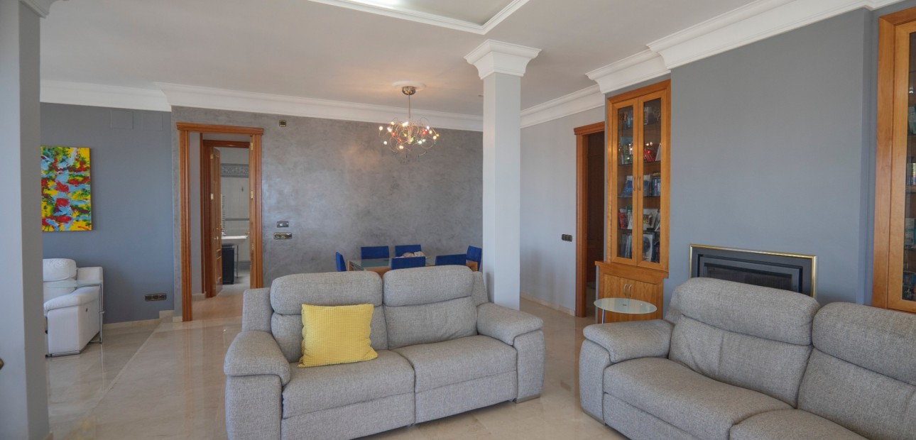 Sale - Apartment / flat -
Benidorm