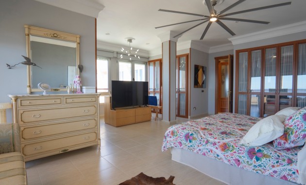 Sale - Apartment / flat -
Benidorm
