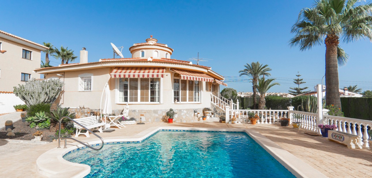 Herverkoop - Detached Villa -
Ciudad Quesada - Ciudad Quesada - Town