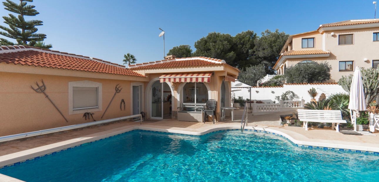 Herverkoop - Detached Villa -
Ciudad Quesada - Ciudad Quesada - Town