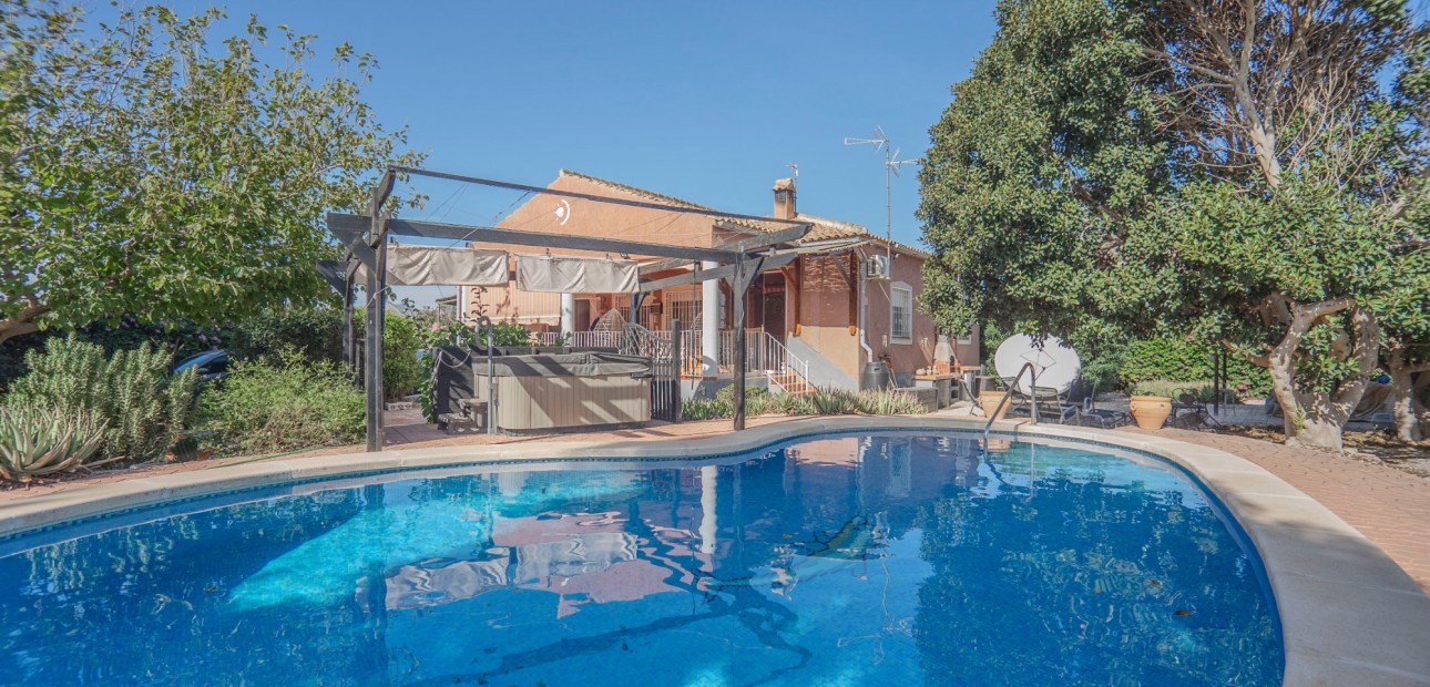 Venta - Country Property -
Orihuela - San Bartolome