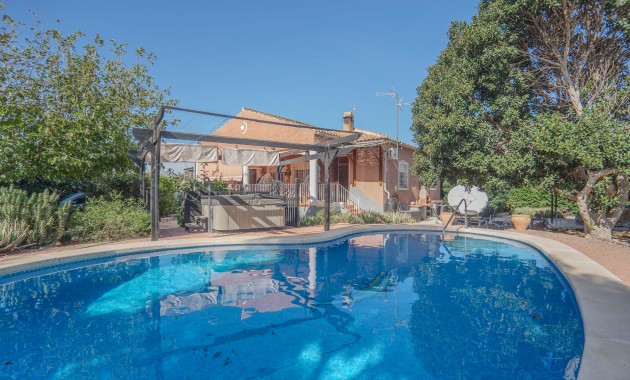 Venta - Country Property -
Orihuela - San Bartolome