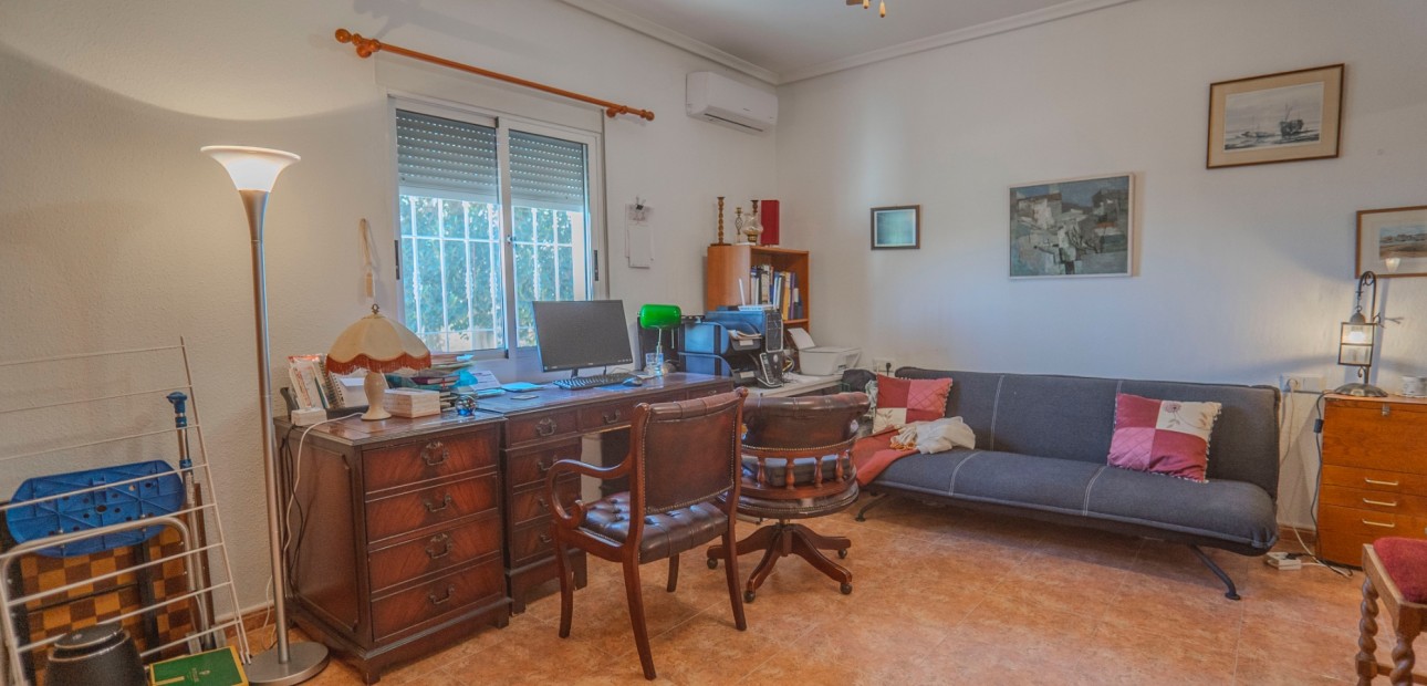 Venta - Country Property -
Orihuela - San Bartolome