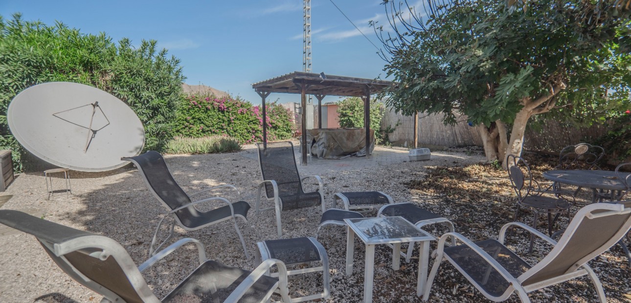 Venta - Country Property -
Orihuela - San Bartolome