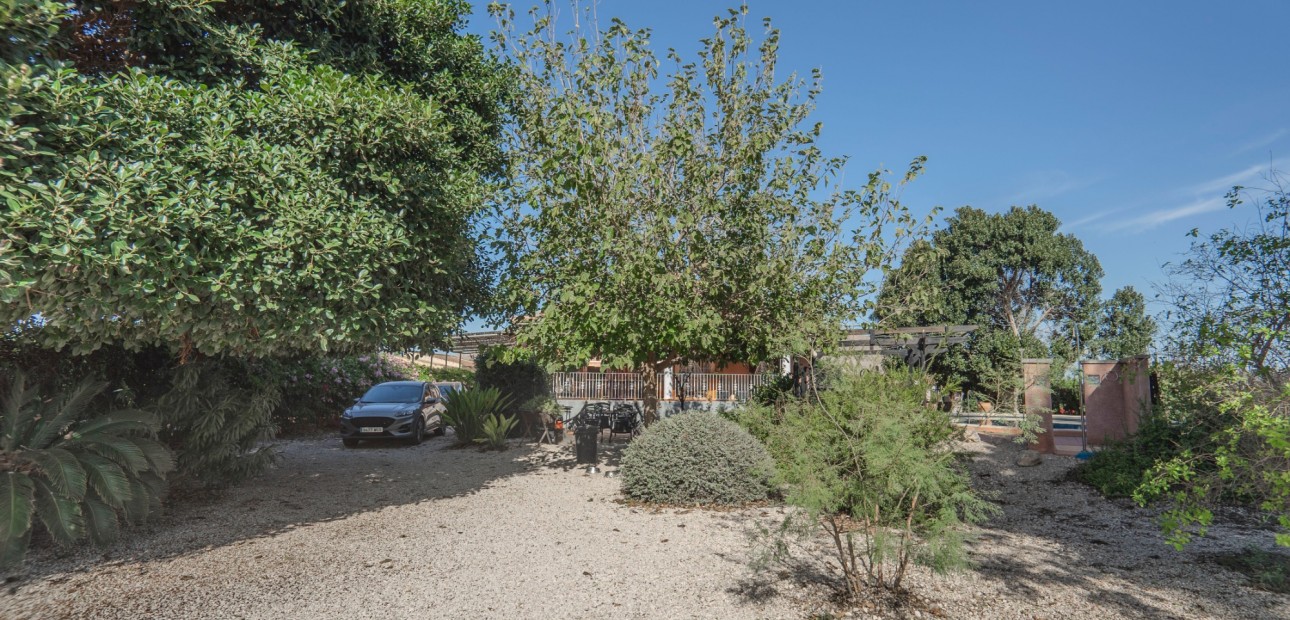 Venta - Country Property -
Orihuela - San Bartolome