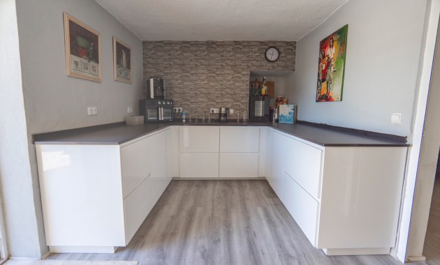 Sale - Country Property -
Los Montesinos - Los Montesinos - Country