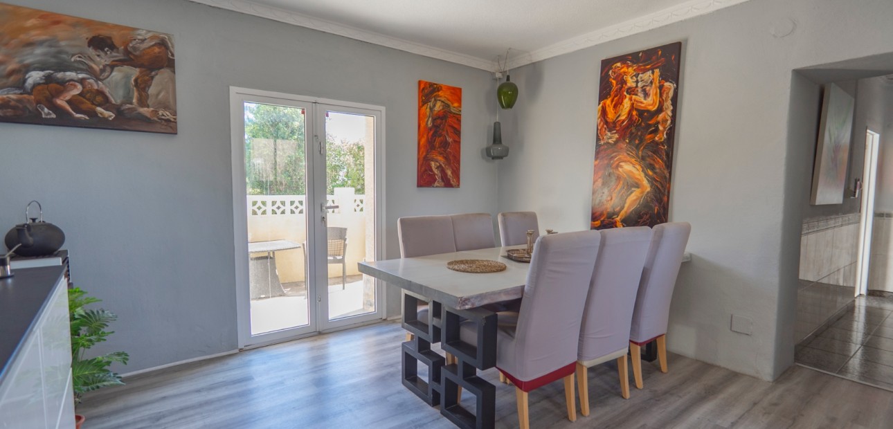 Sale - Country Property -
Los Montesinos - Los Montesinos - Country