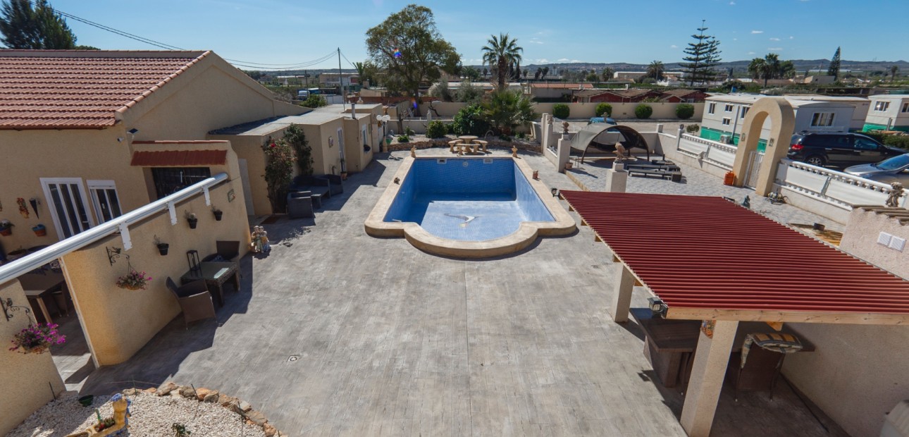 Sale - Country Property -
Los Montesinos - Los Montesinos - Country