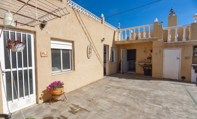 Sale - Country Property -
Los Montesinos - Los Montesinos - Country