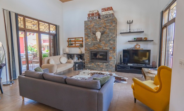 Herverkoop - Detached Villa -
Algorfa - Lo Crispin