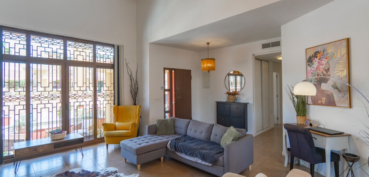 Herverkoop - Detached Villa -
Algorfa - Lo Crispin