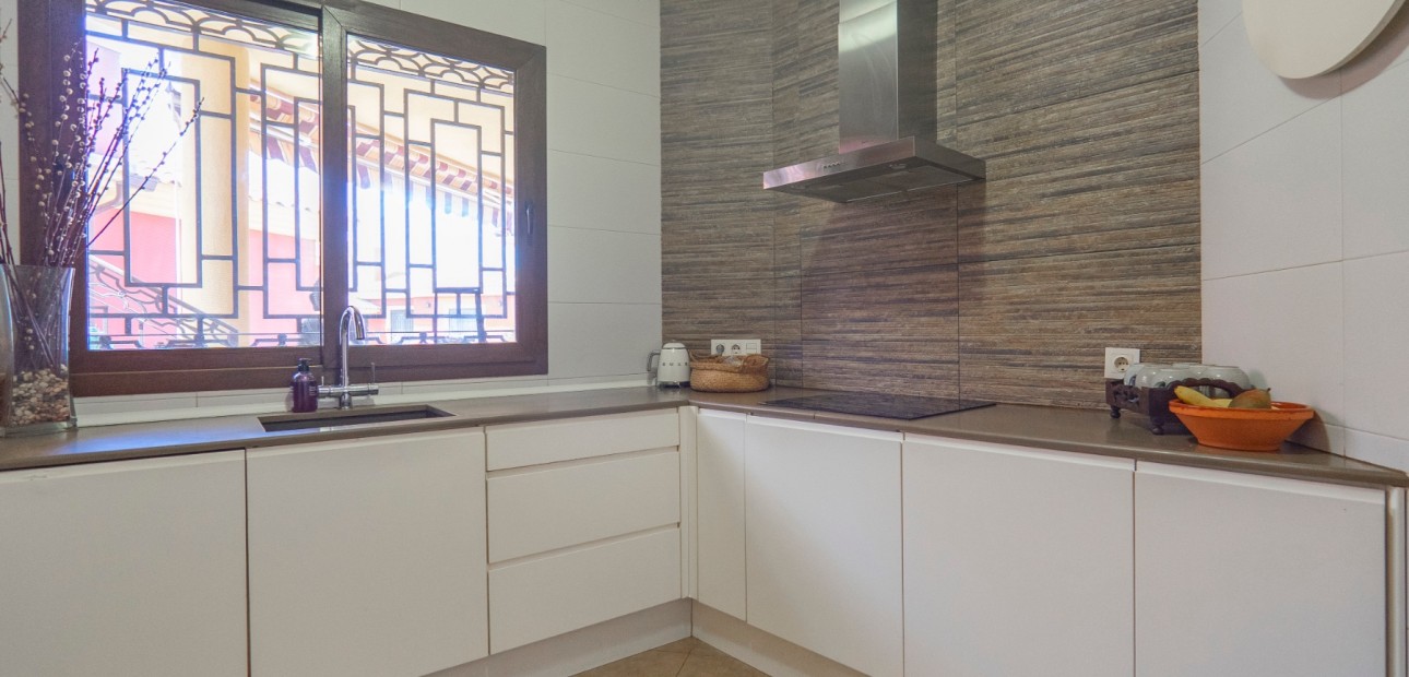 Herverkoop - Detached Villa -
Algorfa - Lo Crispin