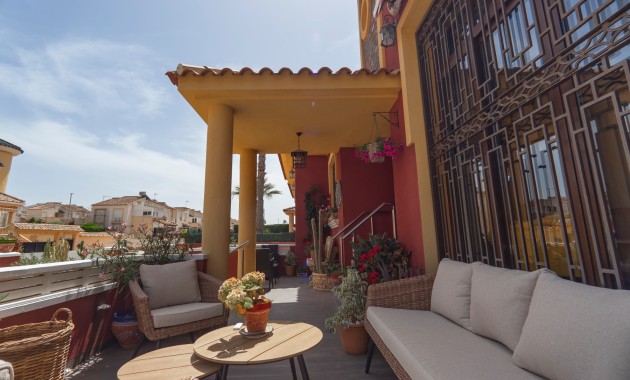 Herverkoop - Detached Villa -
Algorfa - Lo Crispin