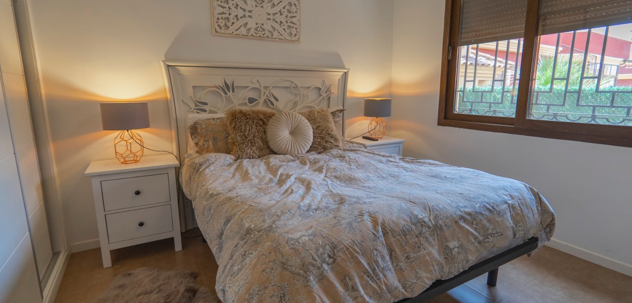 Herverkoop - Detached Villa -
Algorfa - Lo Crispin