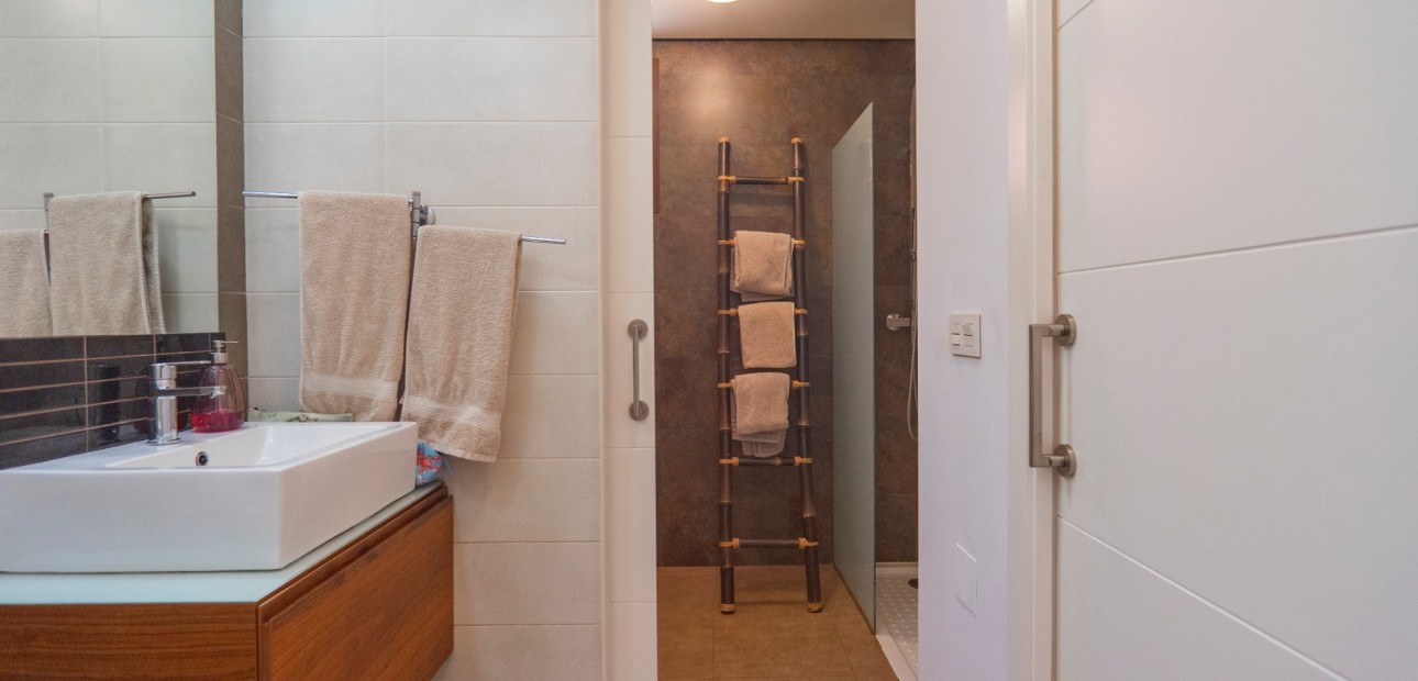 Herverkoop - Detached Villa -
Algorfa - Lo Crispin