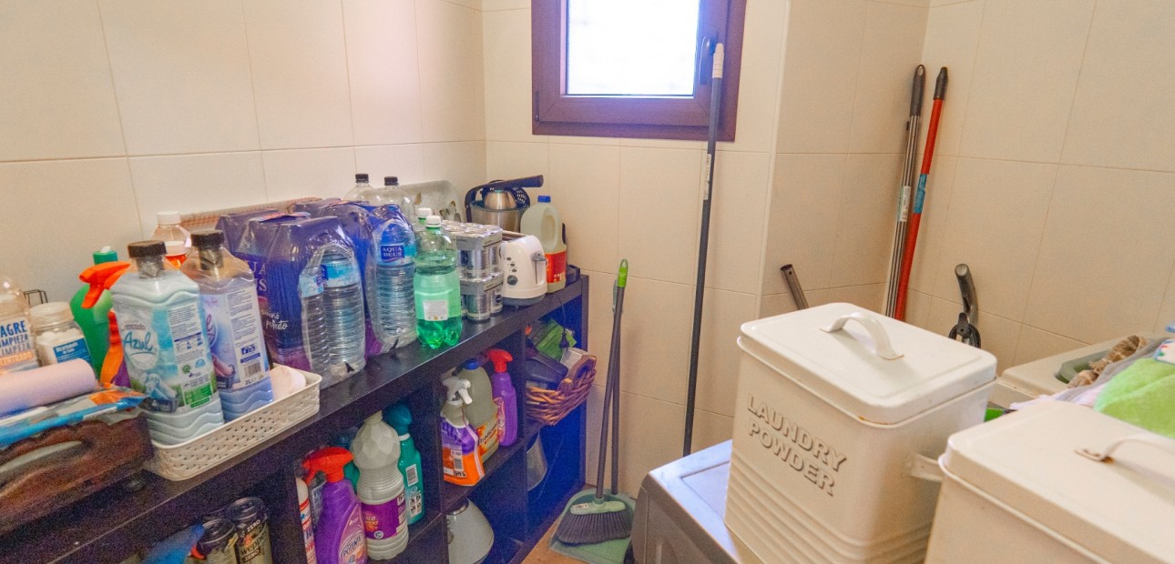 Herverkoop - Detached Villa -
Algorfa - Lo Crispin