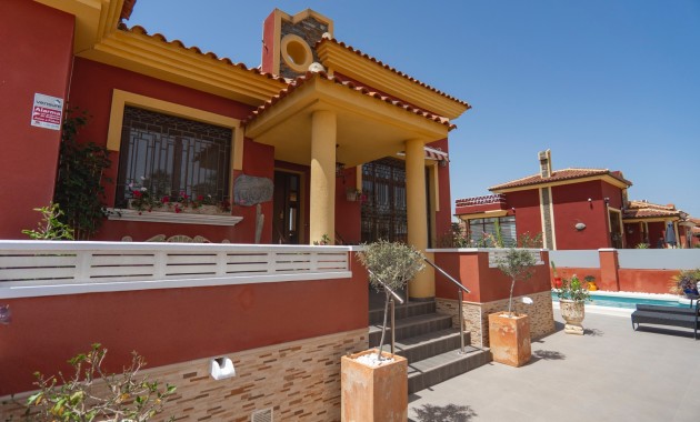 Herverkoop - Detached Villa -
Algorfa - Lo Crispin