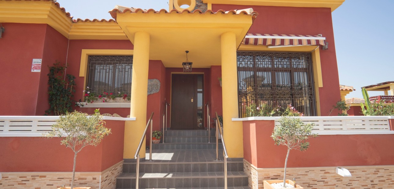 Herverkoop - Detached Villa -
Algorfa - Lo Crispin