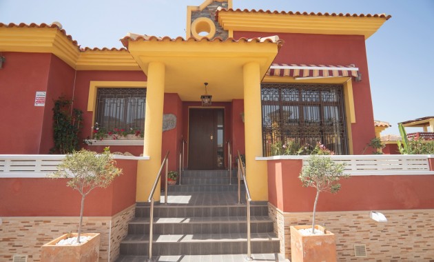 Herverkoop - Detached Villa -
Algorfa - Lo Crispin