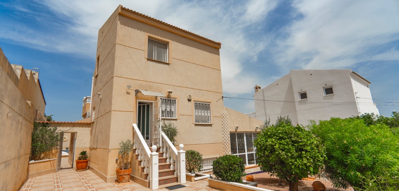 Sale - Detached Villa -
Ciudad Quesada - Ciudad Quesada - Town