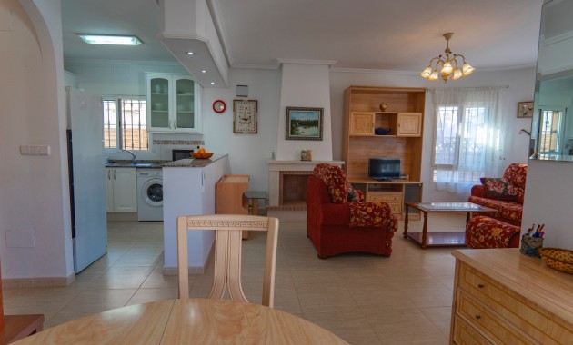 Herverkoop - Detached Villa -
Guardamar del Segura - El Raso