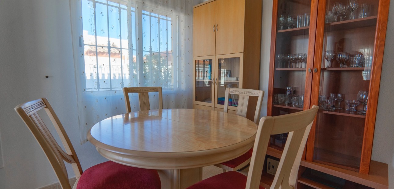 Herverkoop - Detached Villa -
Guardamar del Segura - El Raso