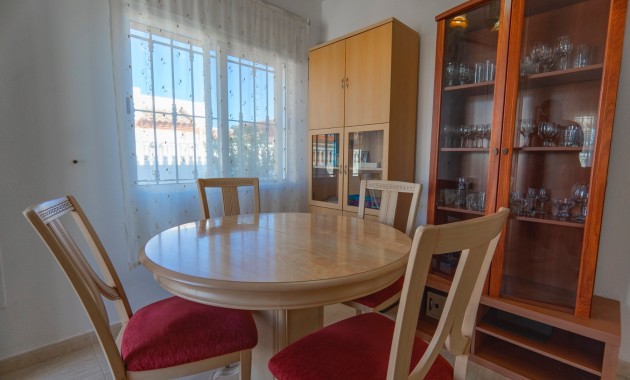 Herverkoop - Detached Villa -
Guardamar del Segura - El Raso