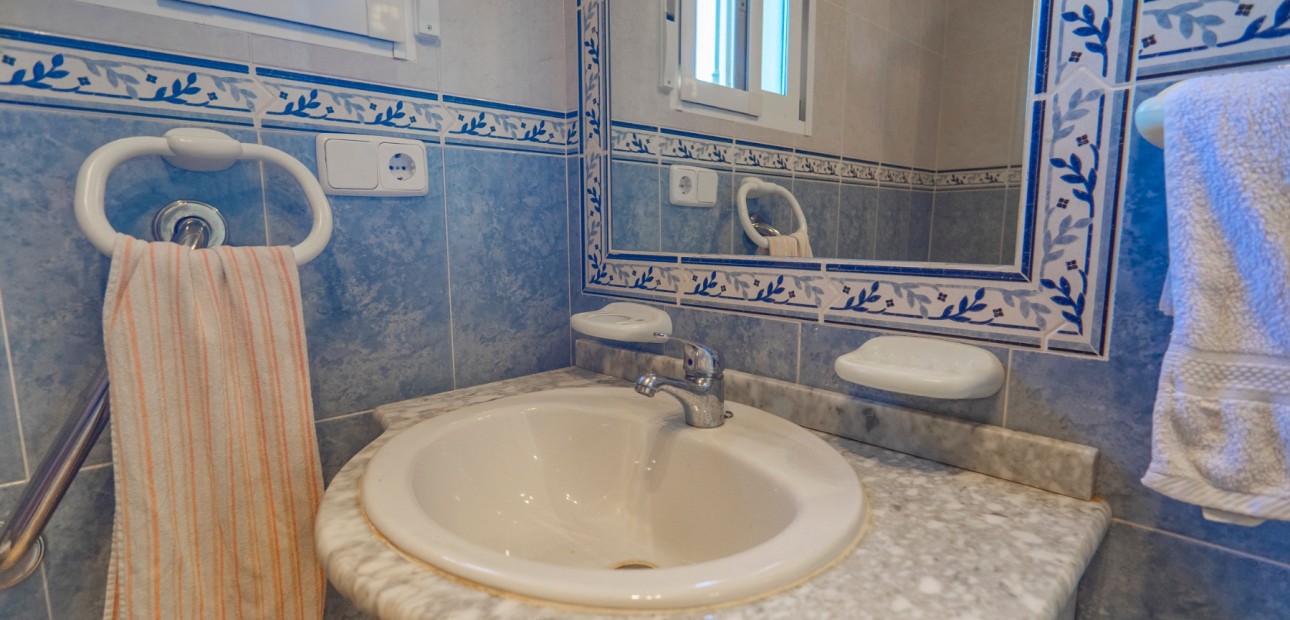 Herverkoop - Detached Villa -
Guardamar del Segura - El Raso