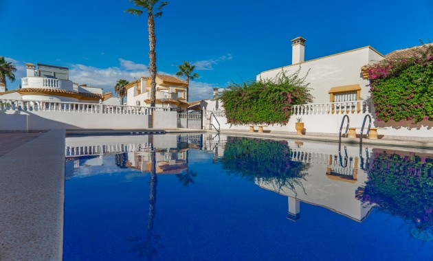 Herverkoop - Detached Villa -
Guardamar del Segura - El Raso