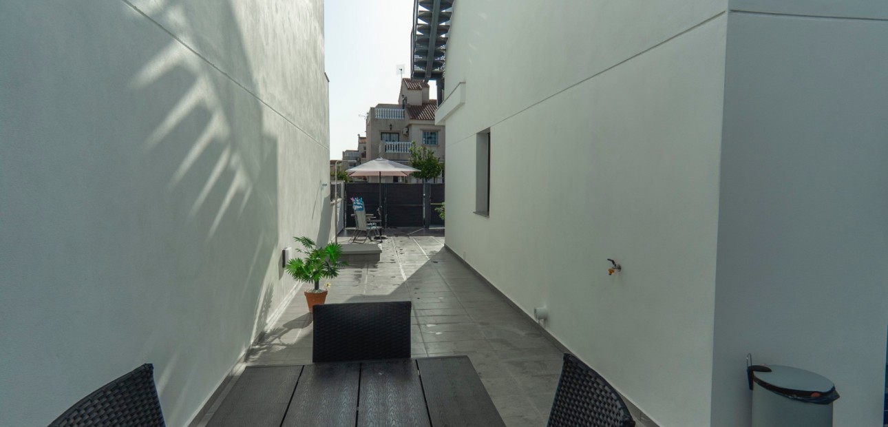 Venta - Detached Villa -
Torrevieja - Torreta Florida