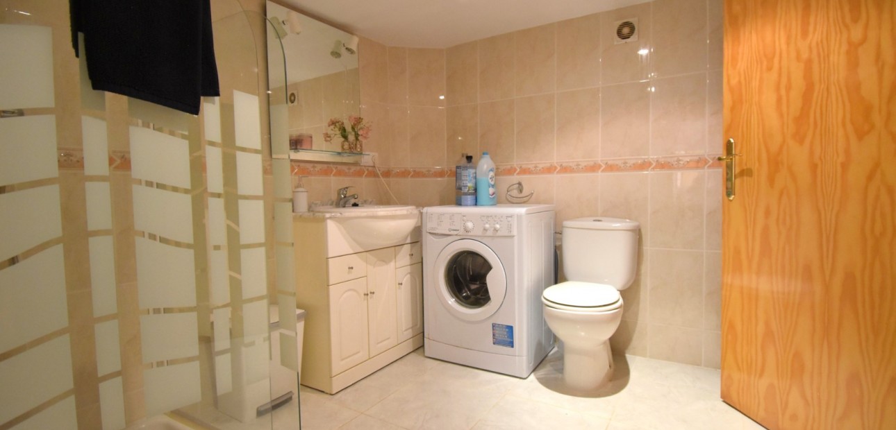 Herverkoop - Detached Villa -
Orihuela Costa - Villamartin