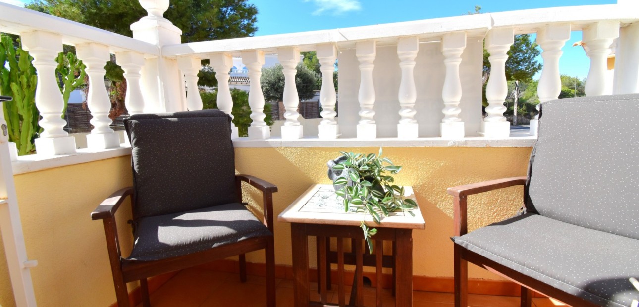 Herverkoop - Detached Villa -
Orihuela Costa - Villamartin
