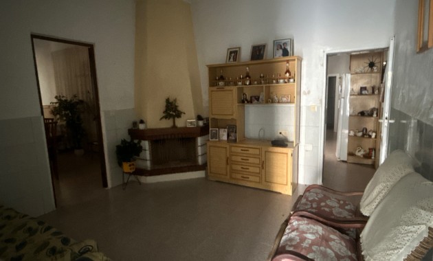 Venta - House -
Benejúzar