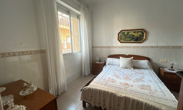 Venta - House -
Benejúzar