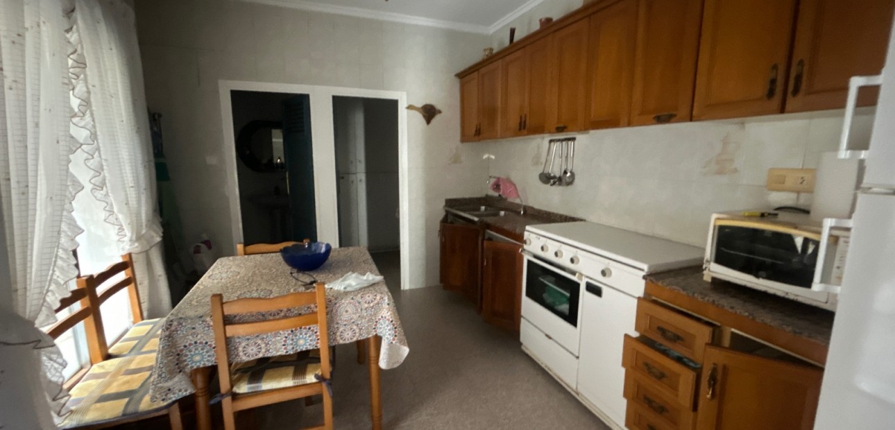 Venta - House -
Benejúzar