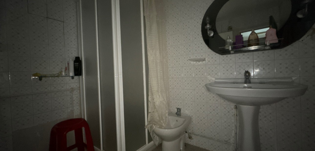 Venta - House -
Benejúzar