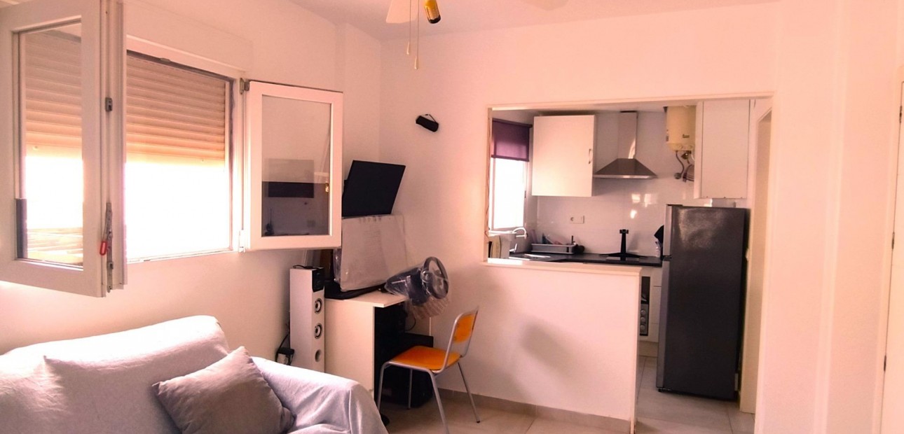 Sale - Studio -
Torrevieja - Acequion