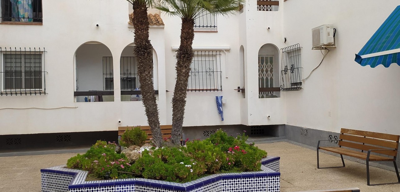 Sale - Studio -
Torrevieja - Acequion