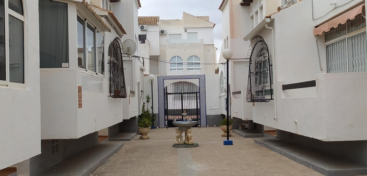 Sale - Studio -
Torrevieja - Acequion