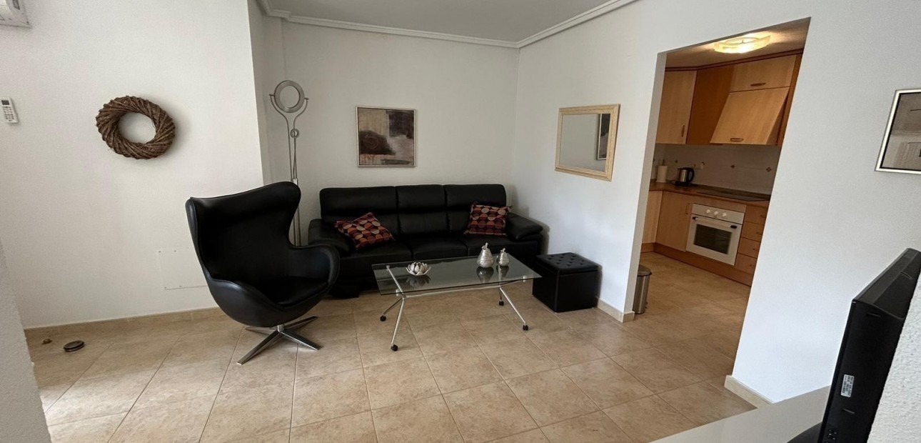 Herverkoop - Bungalow -
Torrevieja - Torreblanca