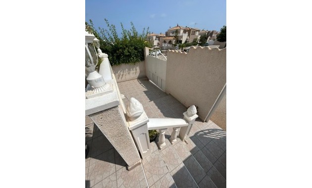 Herverkoop - Bungalow -
Torrevieja - Torreblanca