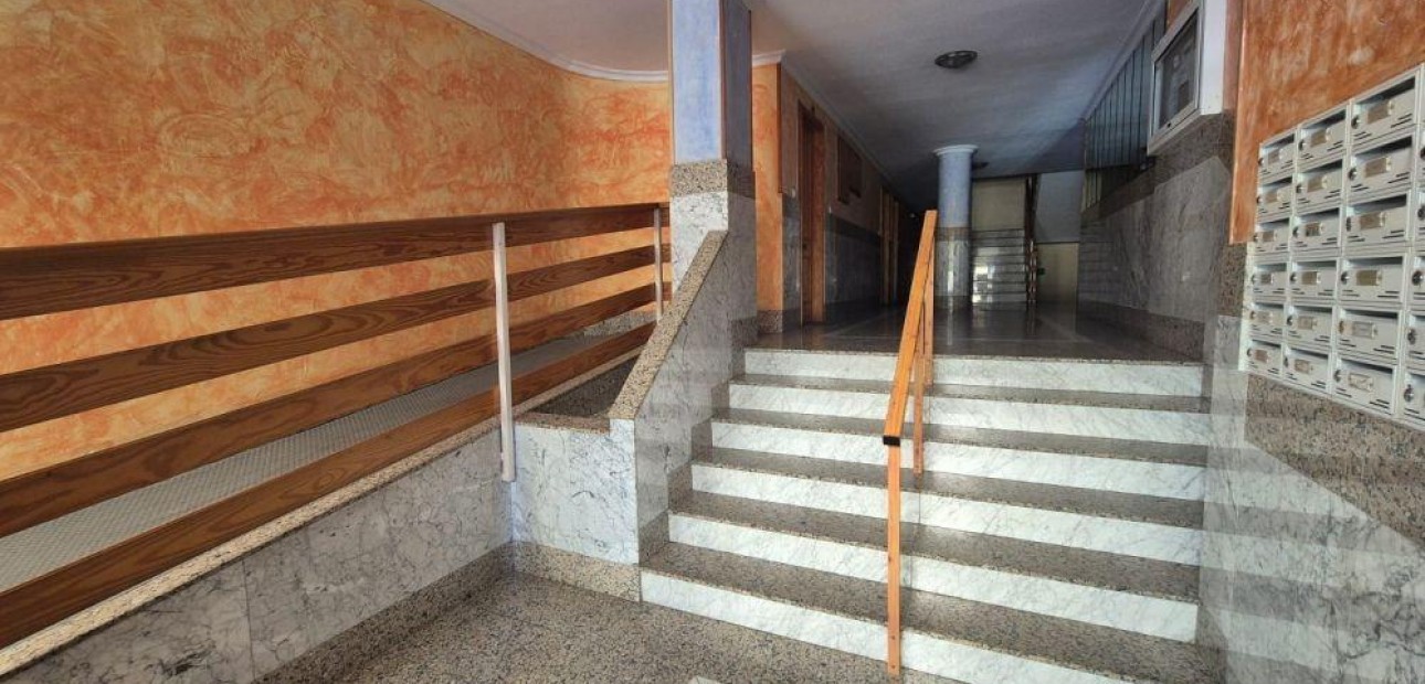 Venta - Apartamento / piso -
Torrevieja - Acequion