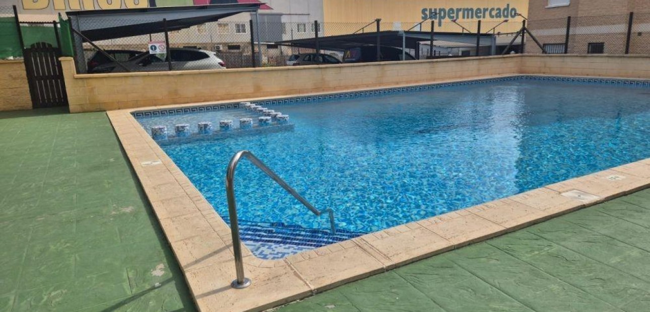 Venta - Apartamento / piso -
Torrevieja - Aguas Nuevas