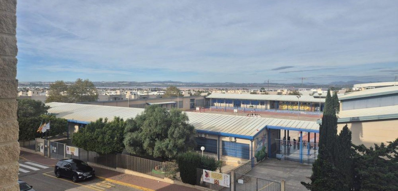 Venta - Apartamento / piso -
Torrevieja - Aguas Nuevas