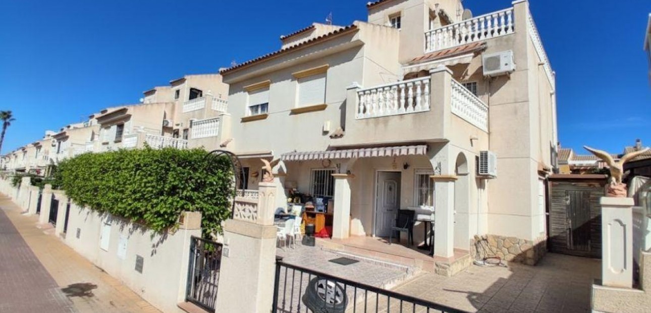 Sale - Duplex -
Torrevieja - El limonar