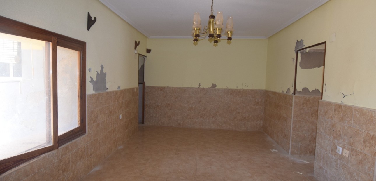 Herverkoop - Herenhuis -
Los Montesinos - Los Montesinos - Village