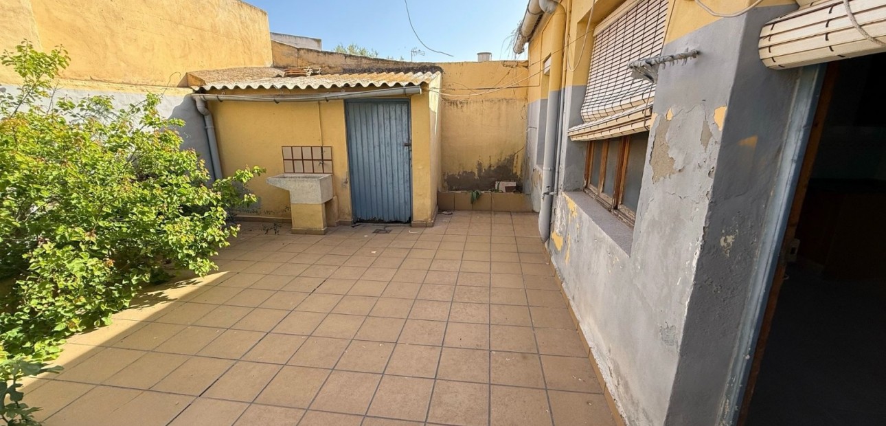 Herverkoop - Herenhuis -
Los Montesinos - Los Montesinos - Village