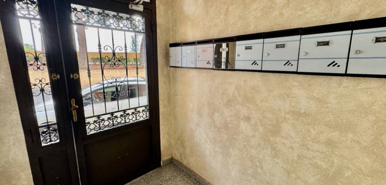 Herverkoop - Appartement / flat -
Formentera del Segura - Formentera - Village