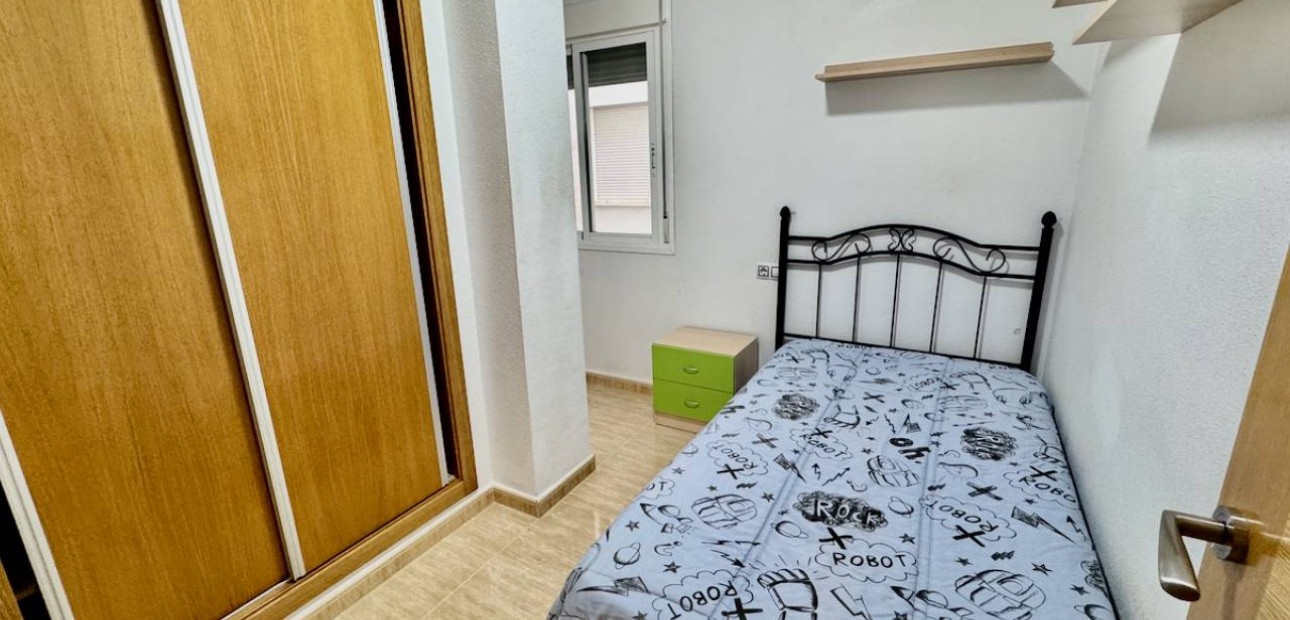 Herverkoop - Appartement / flat -
Formentera del Segura - Formentera - Village