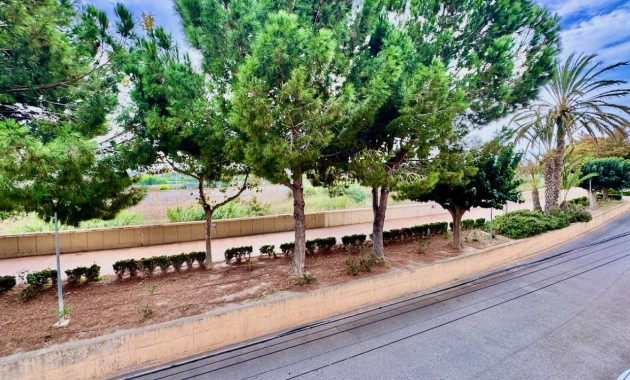 Herverkoop - Appartement / flat -
Formentera del Segura - Formentera - Village